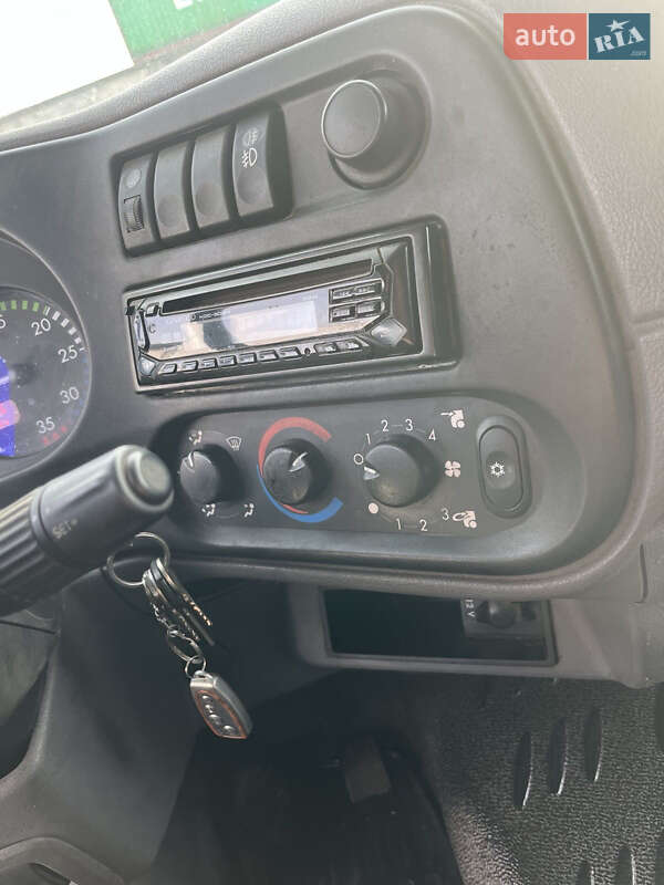 Тентованый DAF LF 2003 в Луцке