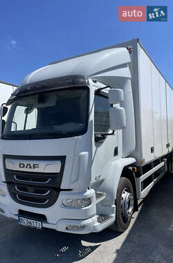 Грузовой фургон DAF LF 2018 в Новояворовске Грузовой фургон DAF LF 2018 в Новояворовске