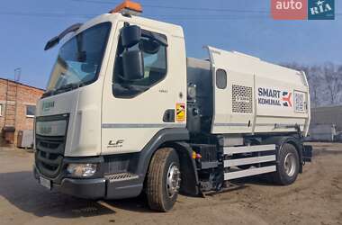 Підмітальна машина DAF LF 2015 в Луцьку