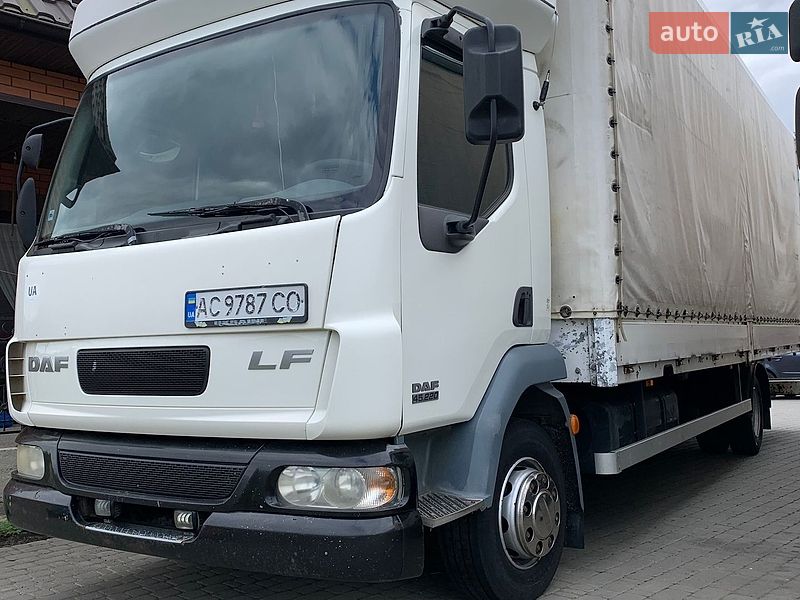 Тентований DAF LF 2007 в Любомлі