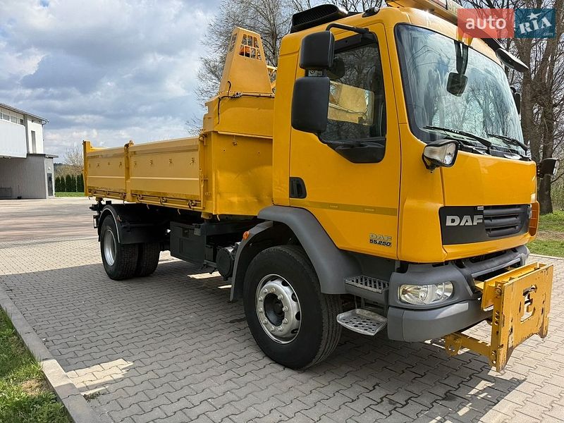 Самоскид DAF LF 2013 в Бучачі Самоскид DAF LF 2013 в Бучачі