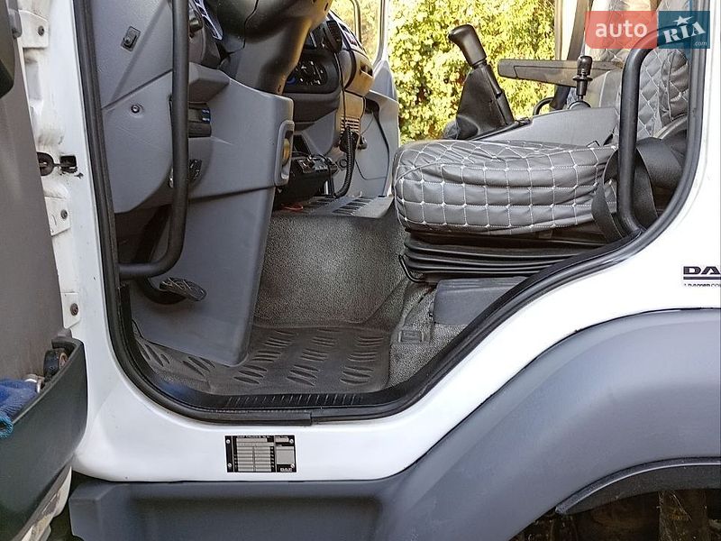 Тентованый DAF LF 2004 в Борисполе