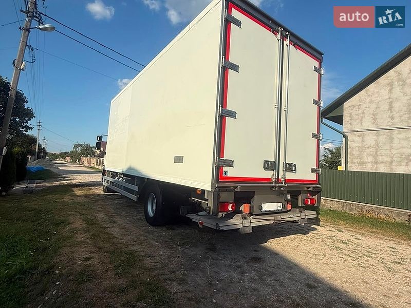 Вантажний фургон DAF LF 2013 в Тернополі