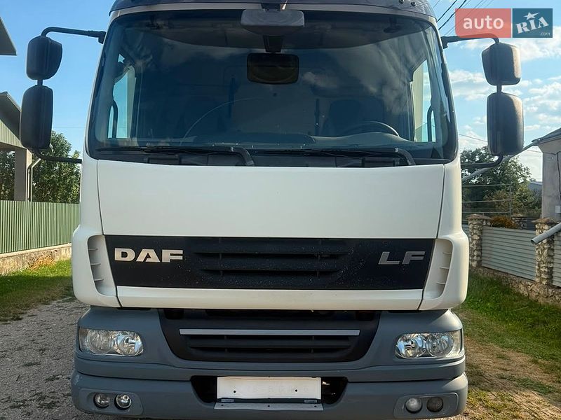 Вантажний фургон DAF LF 2013 в Тернополі