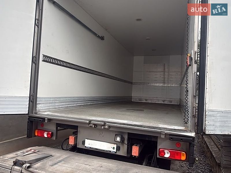 Вантажний фургон DAF LF 2013 в Тернополі