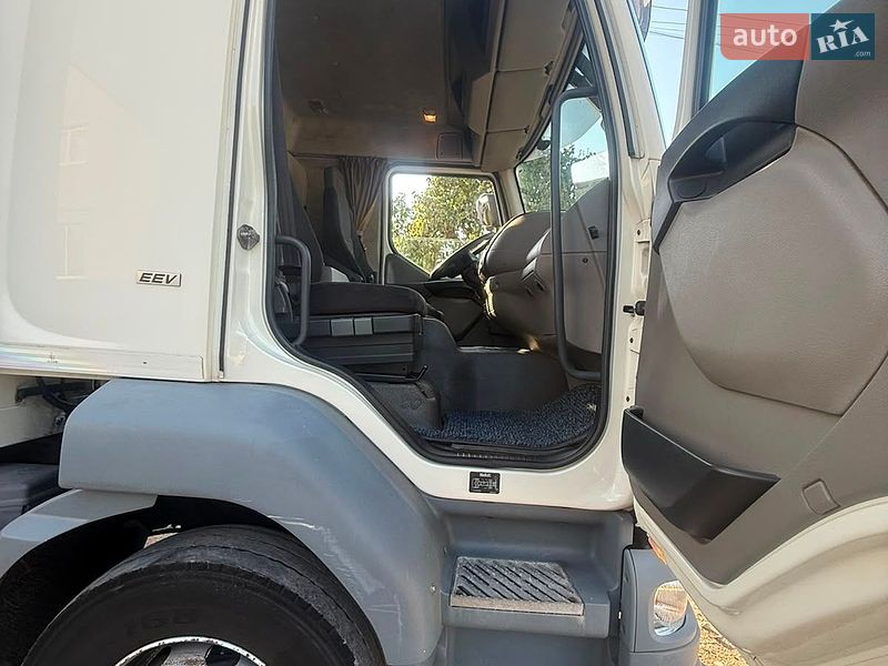 Вантажний фургон DAF LF 2013 в Тернополі