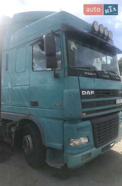 Тентованый DAF TE 2004 в 