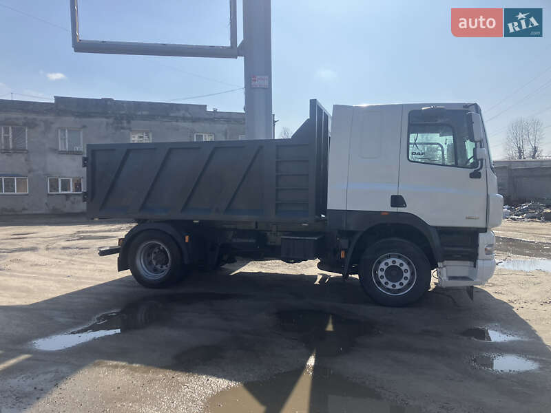 Самосвал DAF TE 2002 в Киеве
