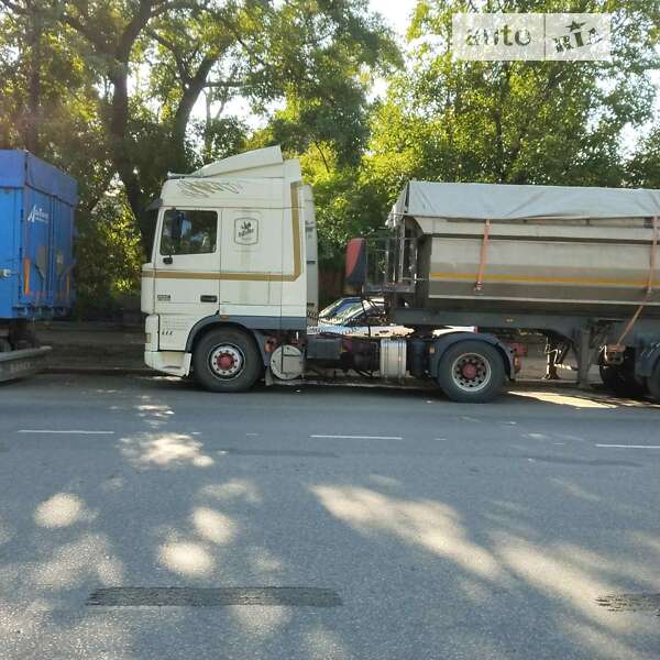 Тягач DAF TE 2002 в Измаиле
