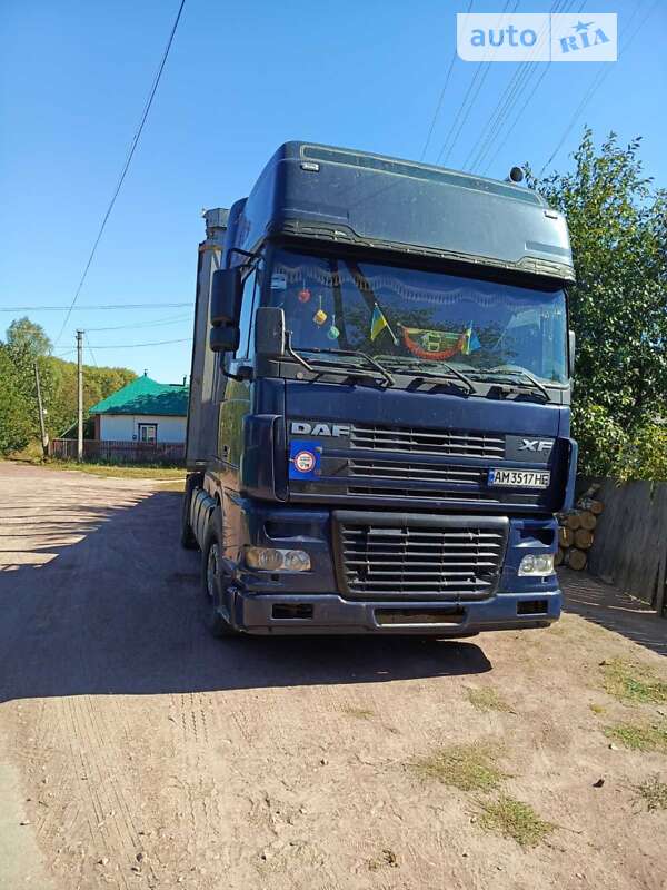 Тягач DAF TE 2002 в Овруче