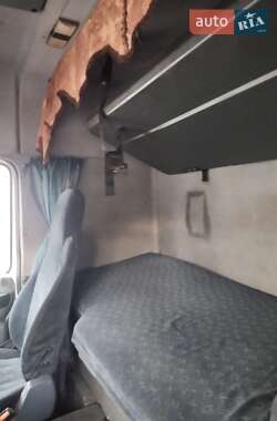 Тягач DAF TE 2000 в 