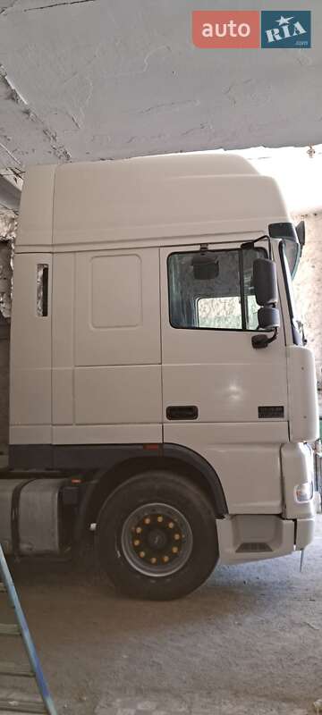 Тягач DAF TE 1999 в Крыжополе