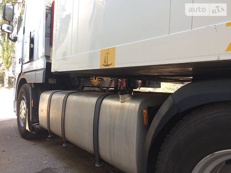 Тягач DAF XF 105 2007 в Запоріжжі