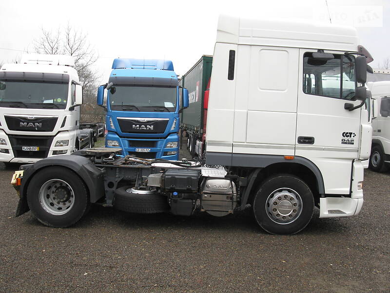 Тягач DAF XF 105 2011 в Черновцах