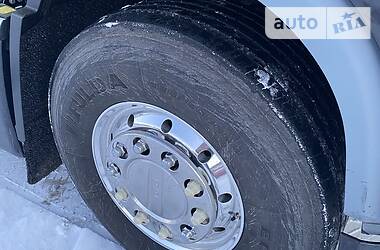 Тягач DAF XF 105 2011 в 