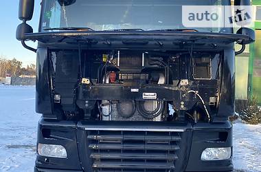 Тягач DAF XF 105 2011 в 