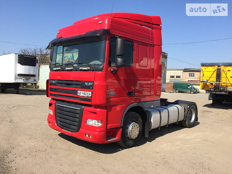 Тягач DAF XF 105 2009 в Вінниці