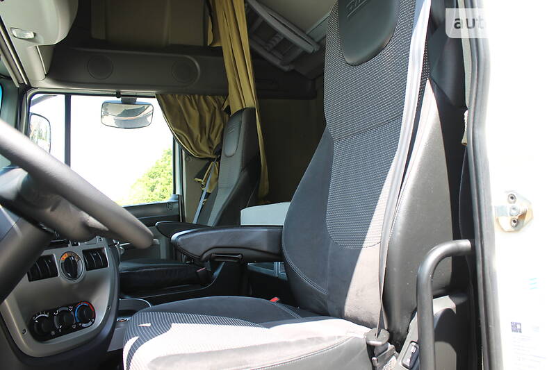 Тягач DAF XF 105 2013 в Виннице