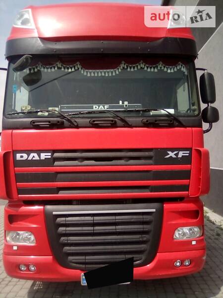 Тягач DAF XF 105 2010 в Мукачево