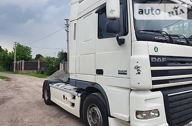 Тягач DAF XF 105 2008 в Ровно