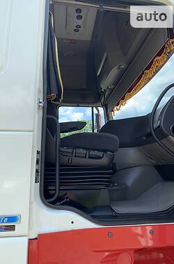 Тягач DAF XF 105 2013 в 