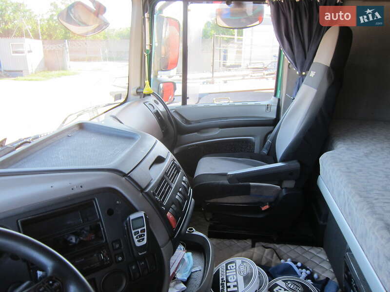 Тягач DAF XF 105 2009 в Виннице