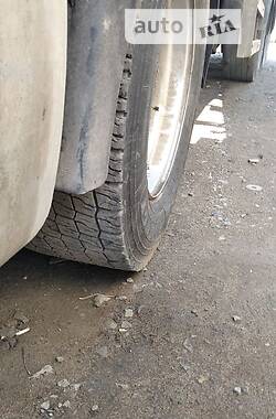 Тягач DAF XF 105 2006 в 