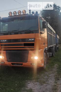 Контейнеровоз DAF XF 105 2004 в Вінниці