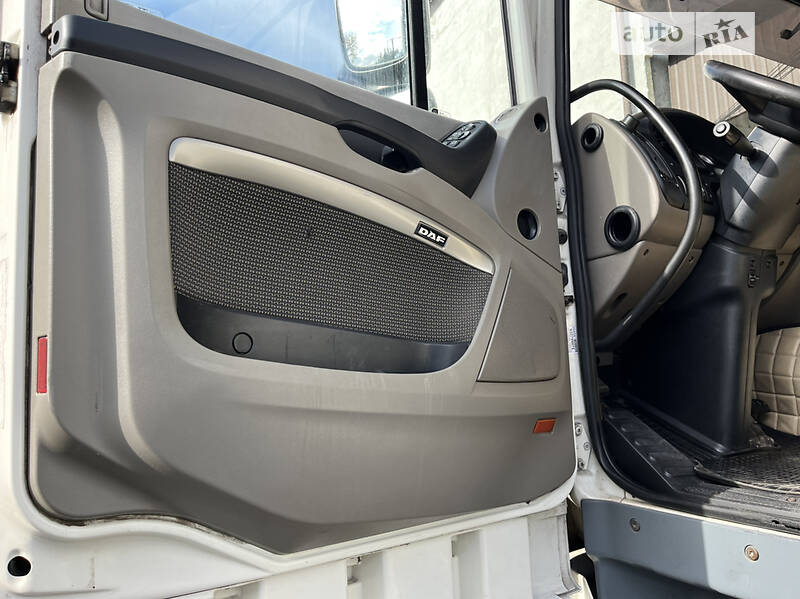 Тягач DAF XF 105 2012 в Умани