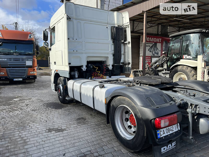 Тягач DAF XF 105 2012 в Умани