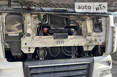 Тягач DAF XF 105 2012 в 