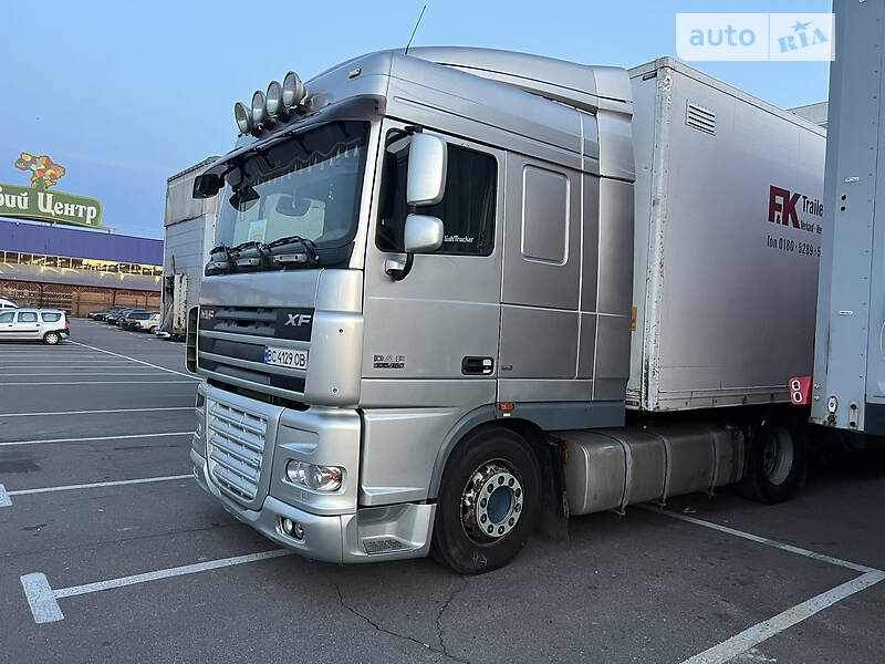 Тягач DAF XF 105 2008 в Львове