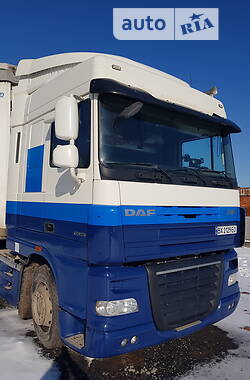 Тягач DAF XF 105 2011 в 