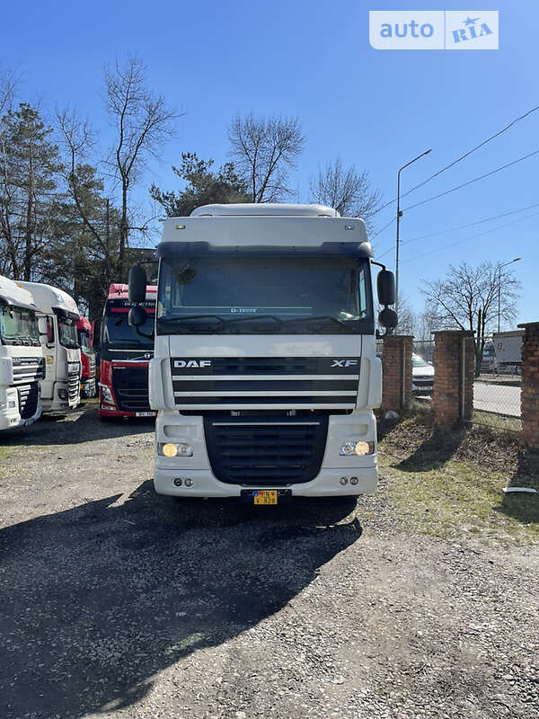 Тягач DAF XF 105 2012 в Хусте