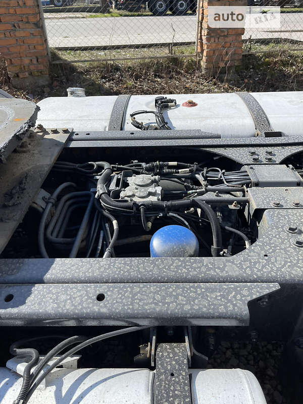 Тягач DAF XF 105 2012 в Хусте