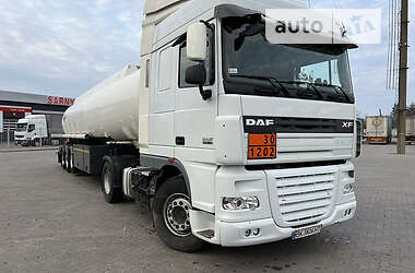 Бензовоз DAF XF 105 2011 в Сарнах