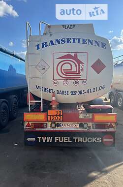 Бензовоз DAF XF 105 2012 в 