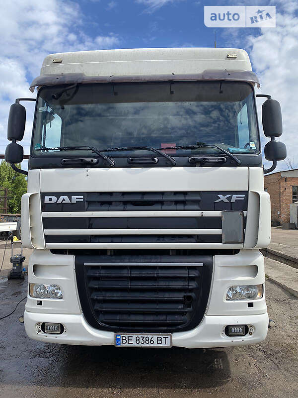 Зерновоз DAF XF 105 2008 в 
