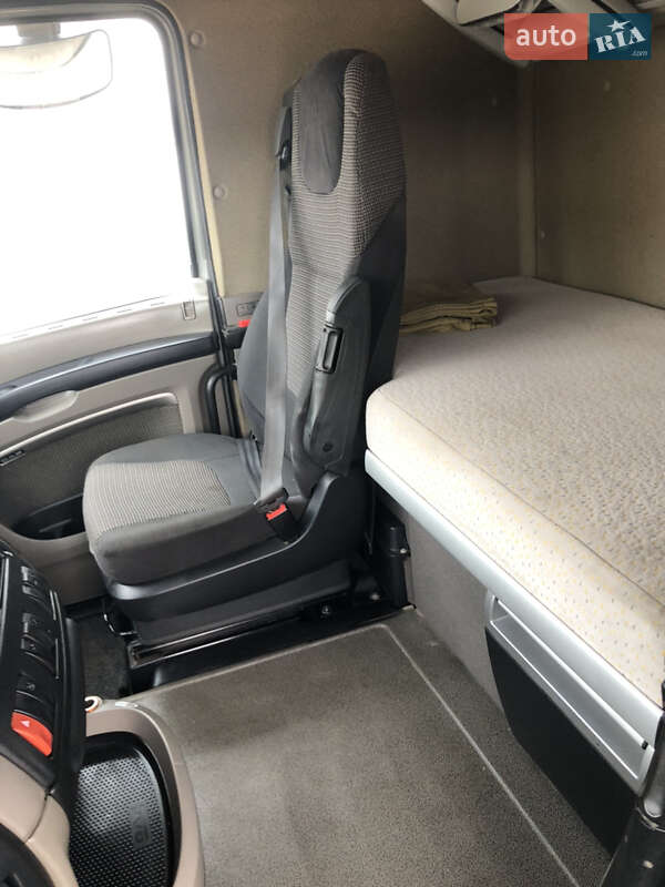Тягач DAF XF 105 2013 в Чернигове