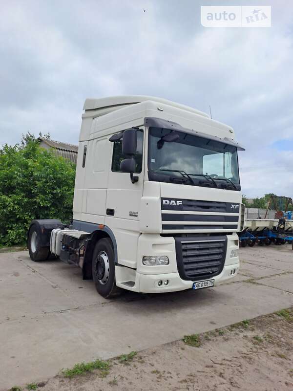 Тягач DAF XF 105 2013 в Днепре