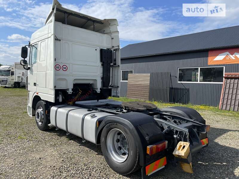 Тягач DAF XF 105 2011 в Черновцах