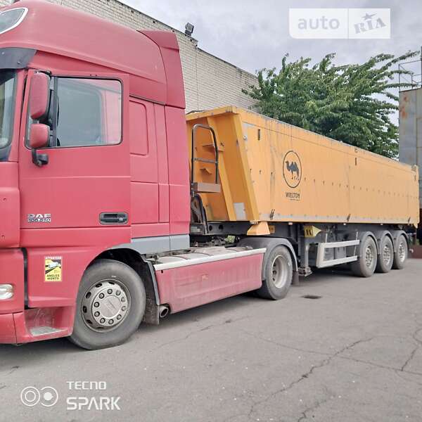 Тягач DAF XF 105 2010 в Ровно