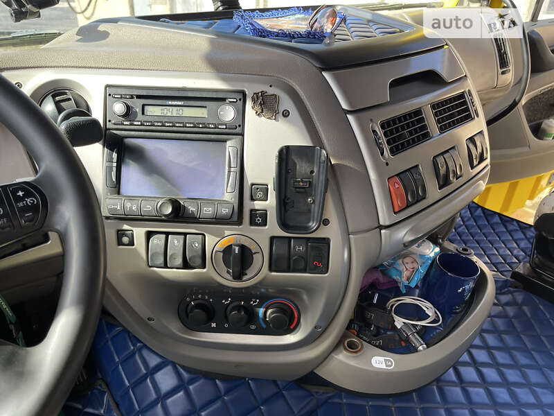 Тягач DAF XF 105 2009 в Лановцах