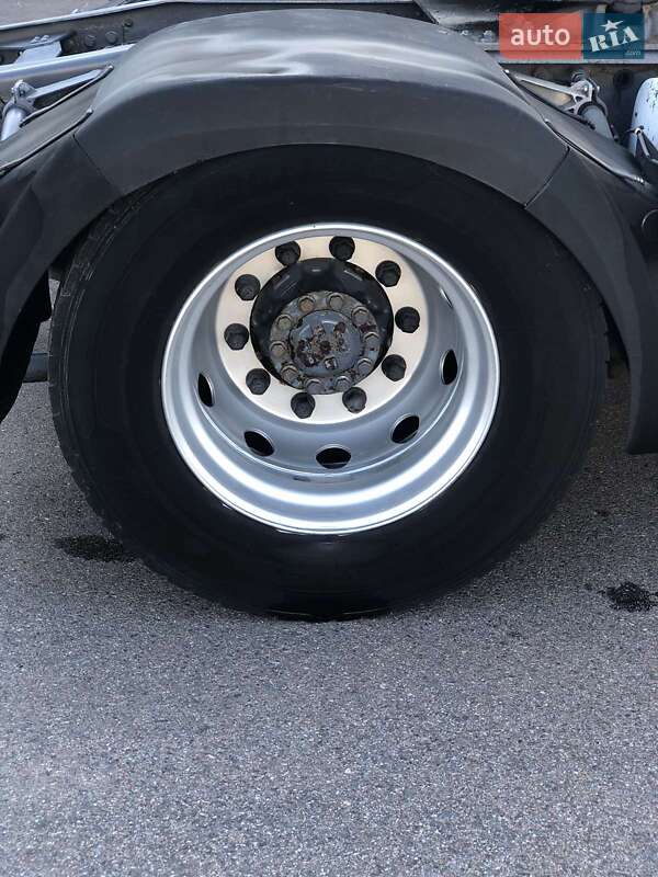 Тягач DAF XF 105 2010 в Хусті