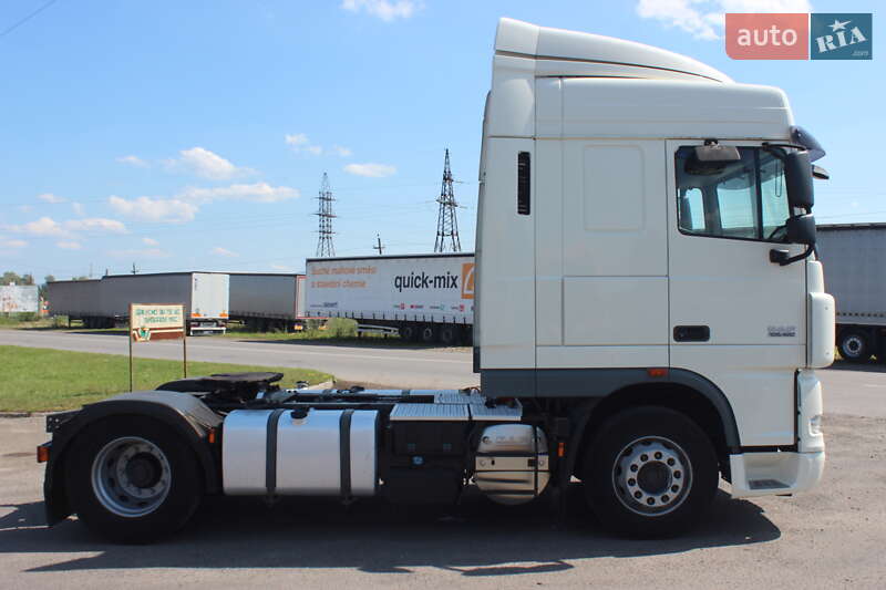 Тягач DAF XF 105 2011 в Хусте