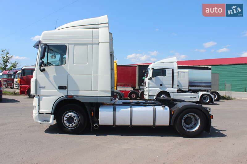 Тягач DAF XF 105 2011 в Хусте