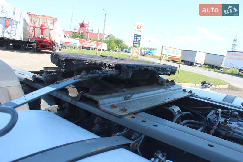 Тягач DAF XF 105 2011 в Хусте