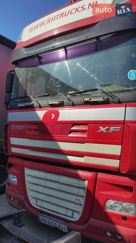 Тягач DAF XF 105 2009 в Запорожье