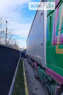 Тягач DAF XF 105 2012 в 