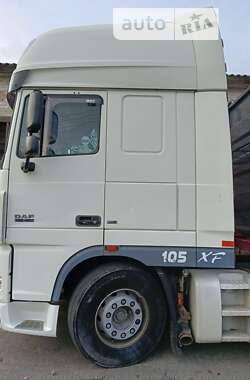 Контейнеровоз DAF XF 105 2009 в 